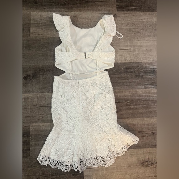 SELFIE LESLIE Jackie Pinafore Filigree Lace Dress in White - Picture 4 of 7